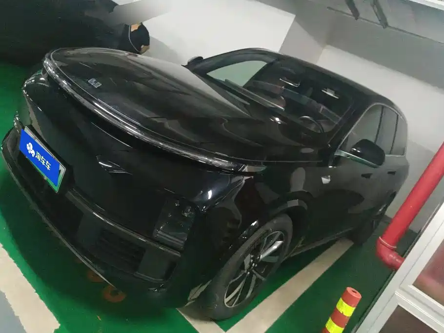 Li Auto Li L8