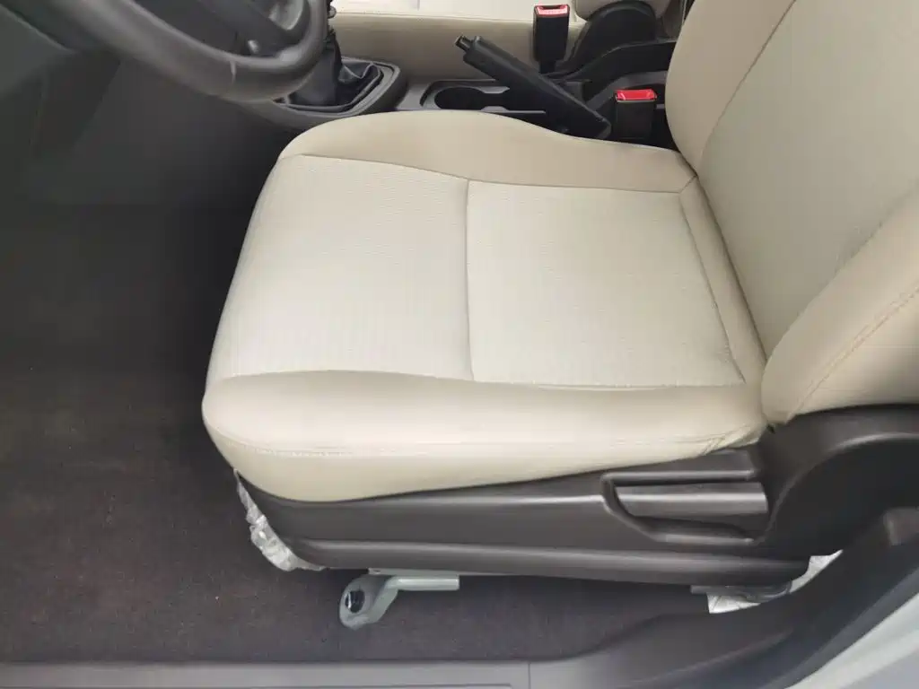 Wuling Hongguang V — миниатюра 20