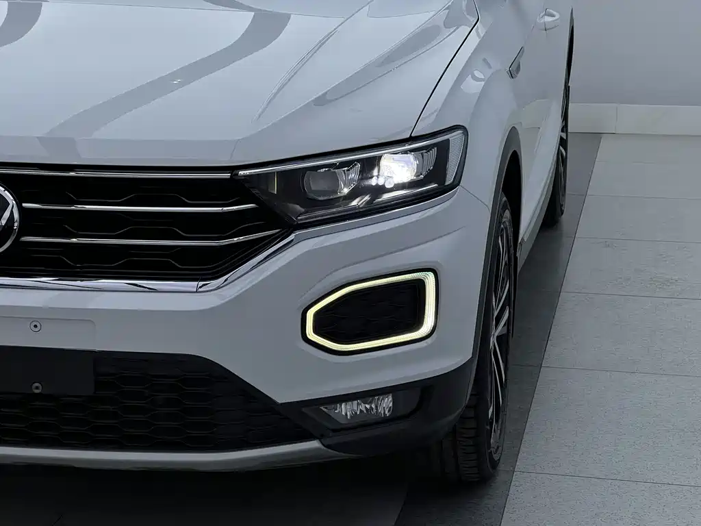 Volkswagen T-Roc 2021 280TSI DSG Comfort Smart Connect