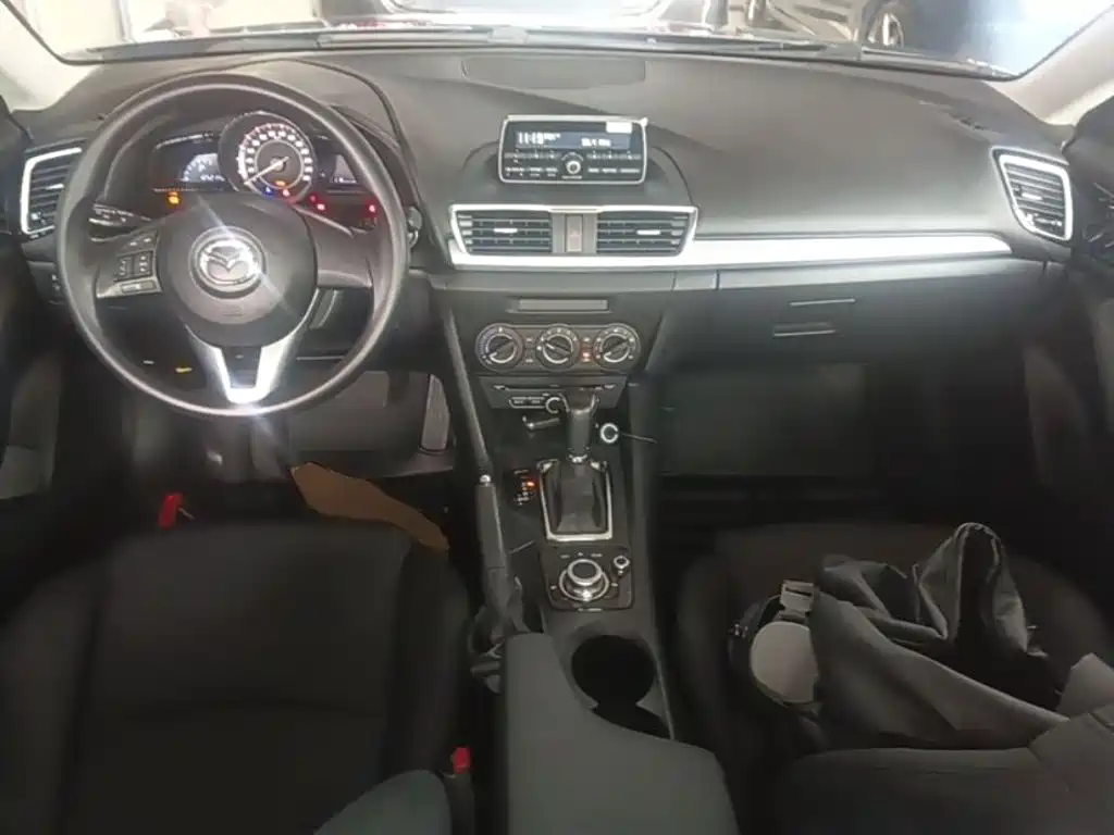 Mazda 3 Axela — миниатюра 10