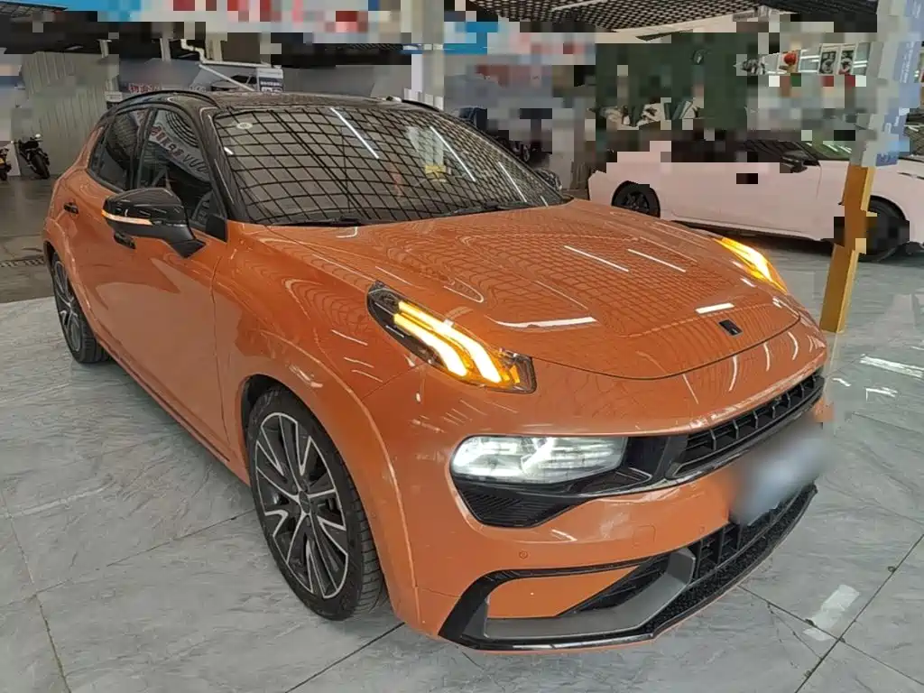 Lynk & Co 02 Hatchback — миниатюра 4
