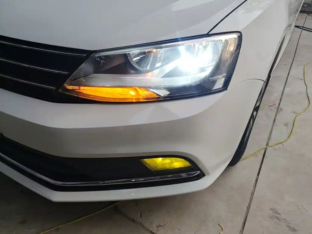 Volkswagen Sagitar — миниатюра 24
