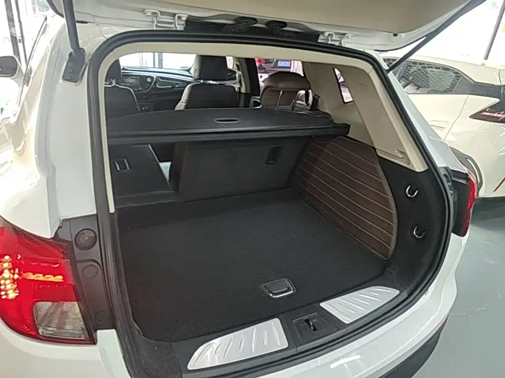Buick Envision Plus — миниатюра 19