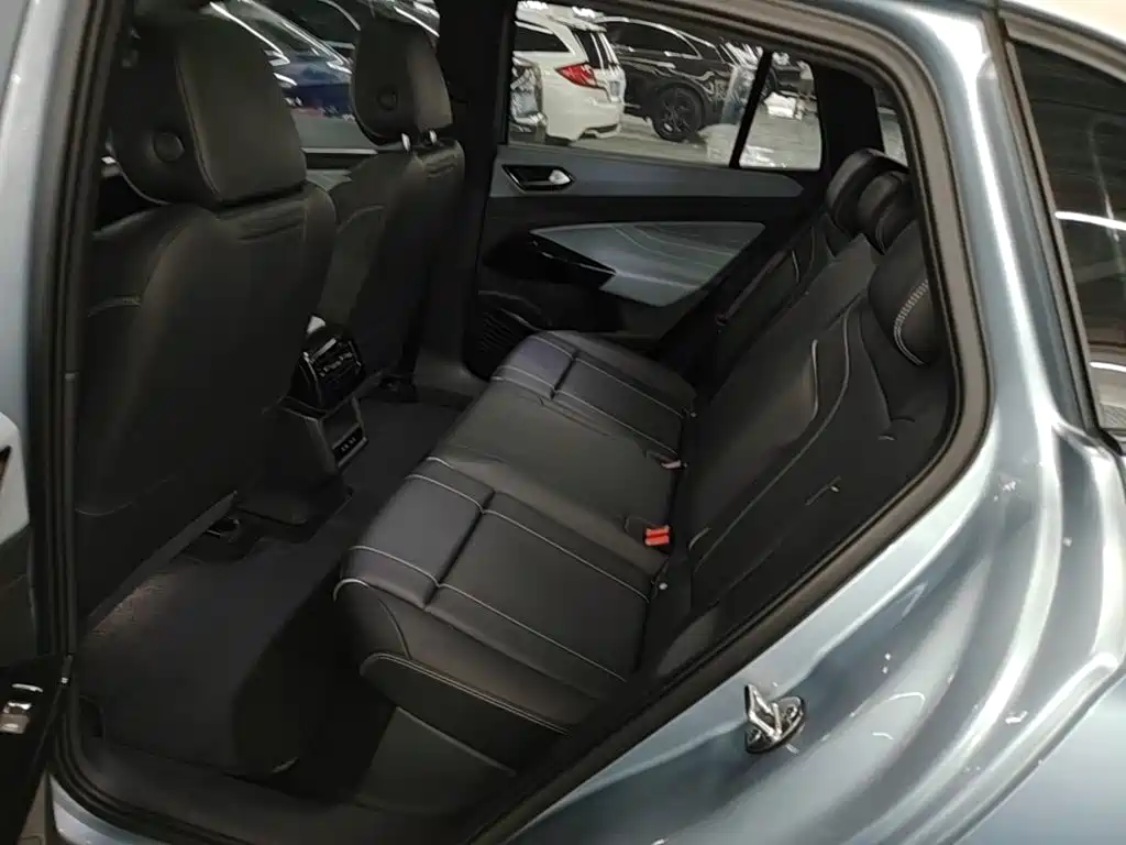 Volkswagen ID.4 X — миниатюра 17