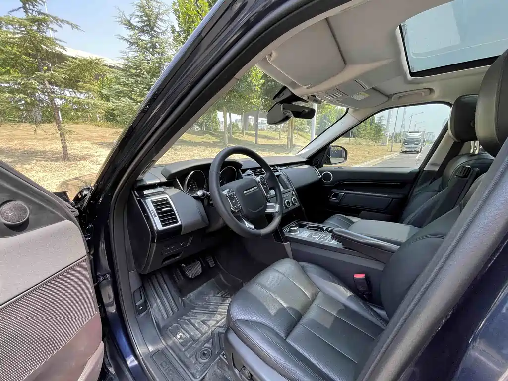 Land Rover Discovery — миниатюра 5
