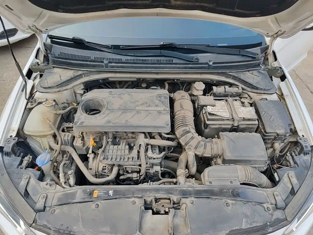 Hyundai Elantra — миниатюра 20