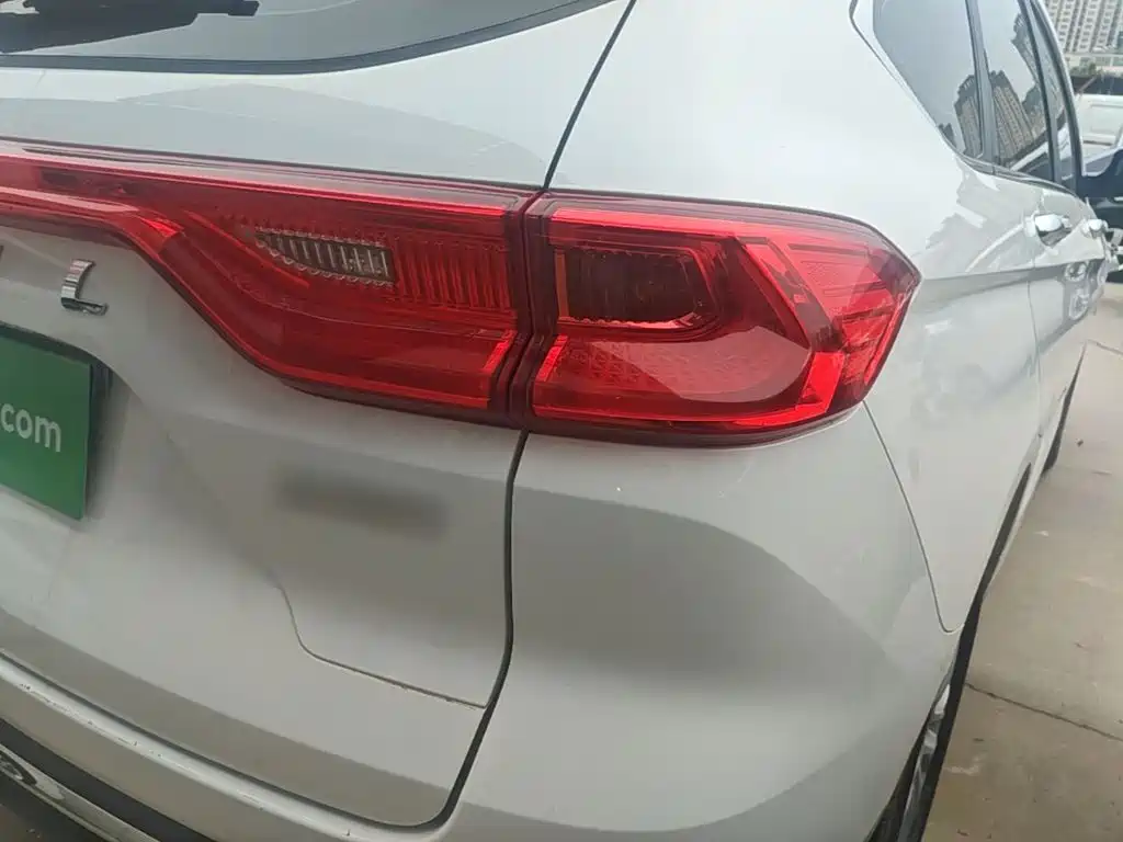 Haval M6 — миниатюра 8