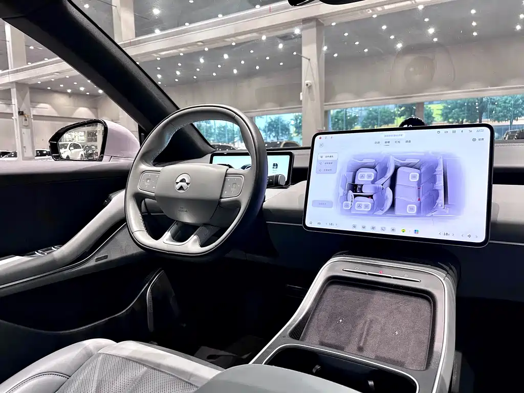 NIO ET5T — миниатюра 14