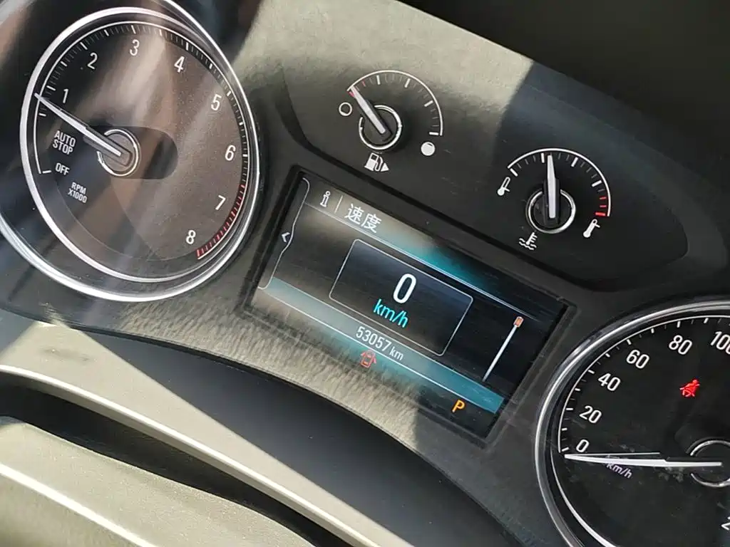 Buick LaCrosse — миниатюра 12