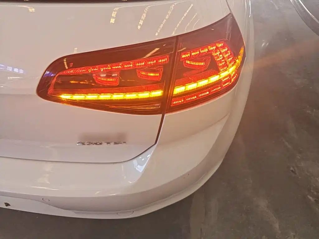 Volkswagen Golf — миниатюра 8