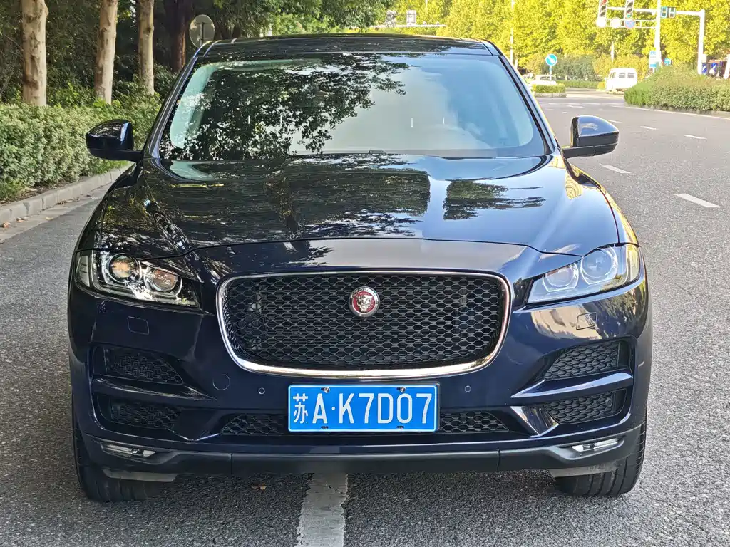 Jaguar F-PACE — миниатюра 3