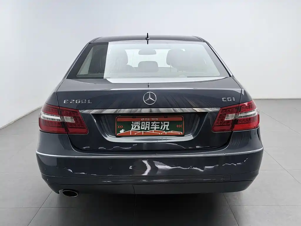 Mercedes-Benz E-Class — миниатюра 4