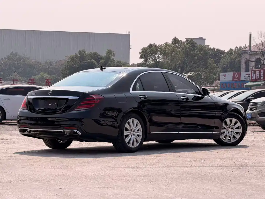Mercedes-Benz S-Class — миниатюра 7