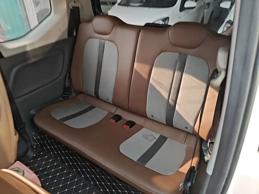 Wuling MINIEV — миниатюра 17