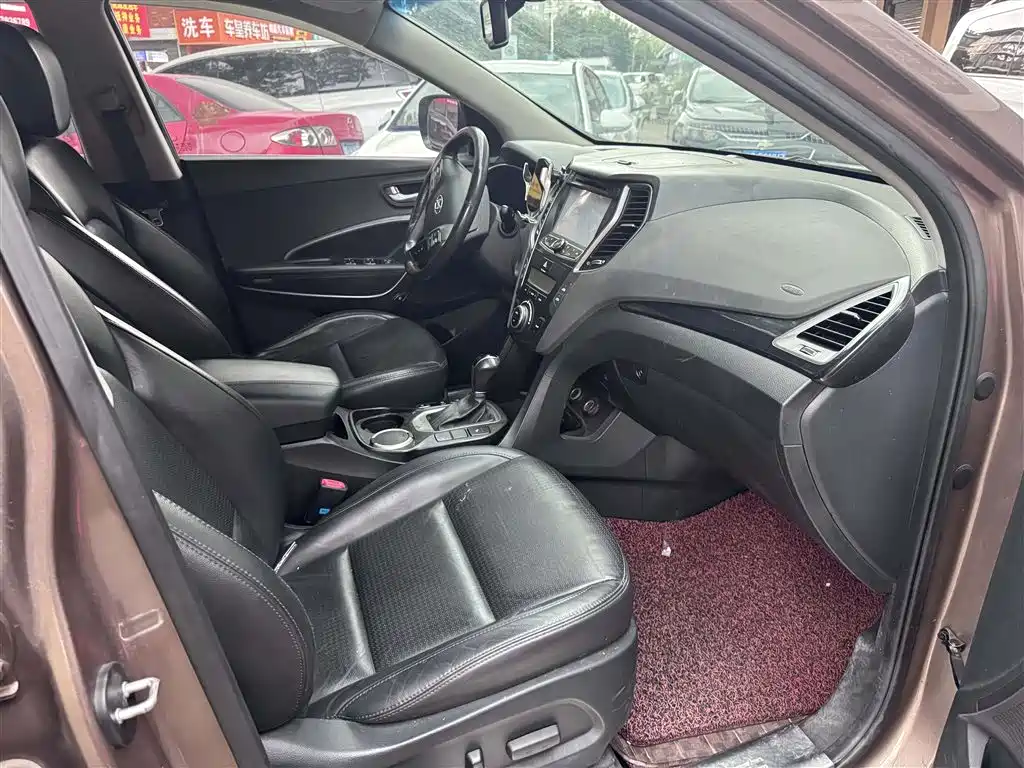 Hyundai Santa Fe — миниатюра 13