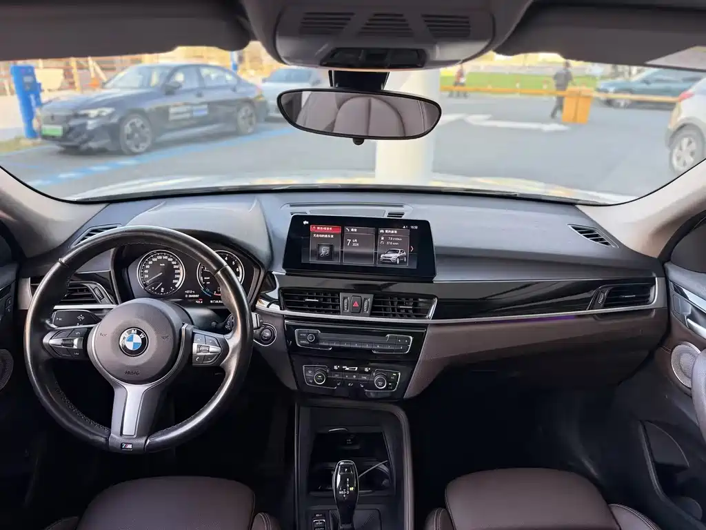 BMW X1 — миниатюра 10