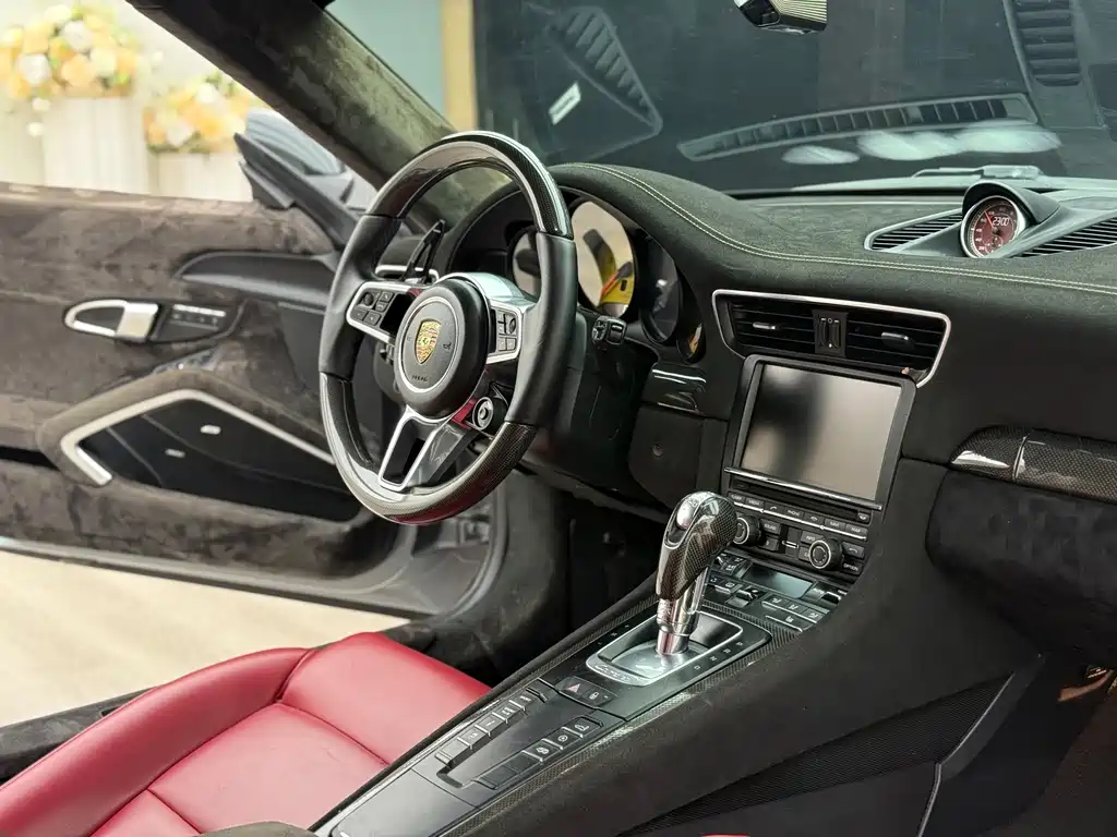 Porsche 911 2012 Carrera 3.4L