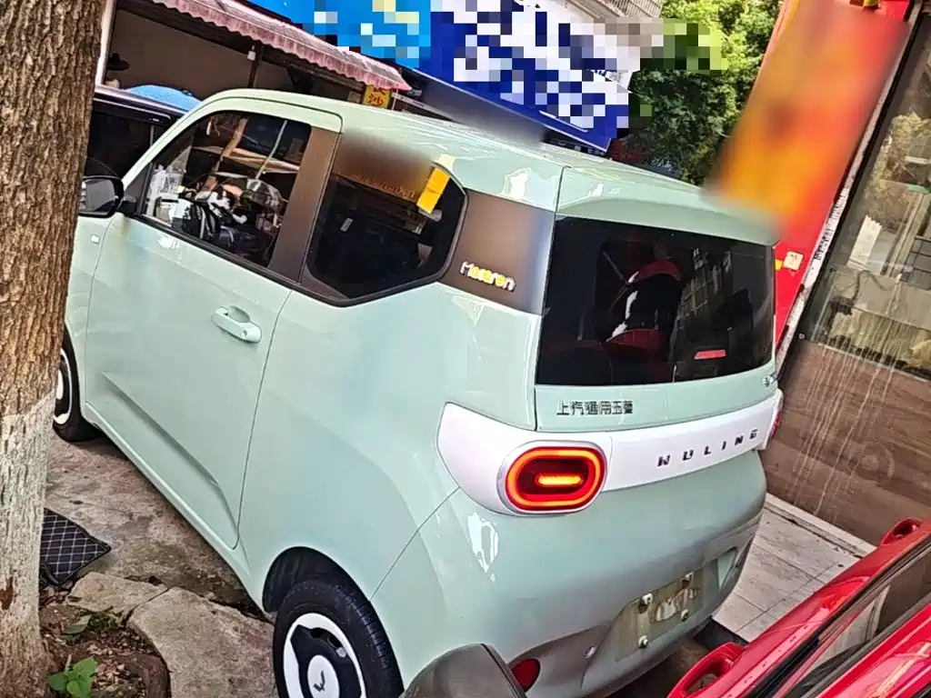Wuling MINIEV — миниатюра 5