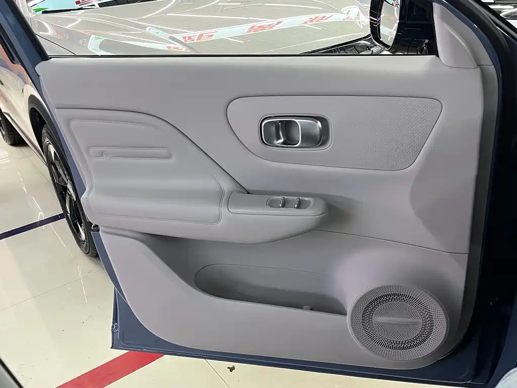 Leapmotor Leapmotor B10 — миниатюра 14