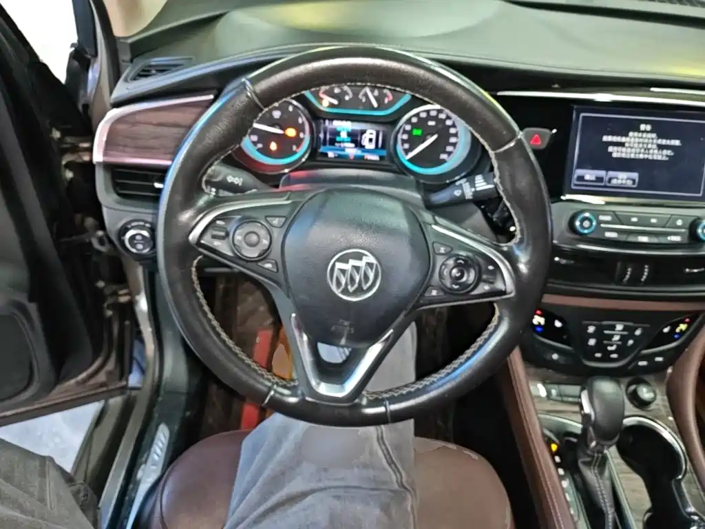 Buick Envision Plus — миниатюра 11