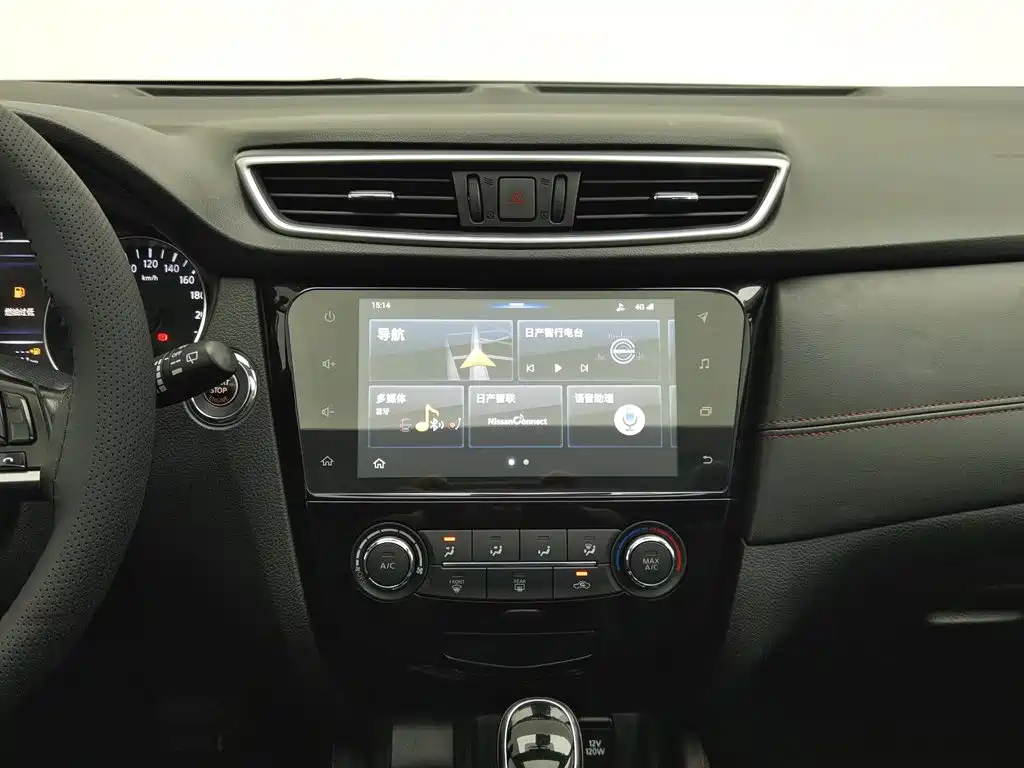 Nissan Qashqai — миниатюра 12