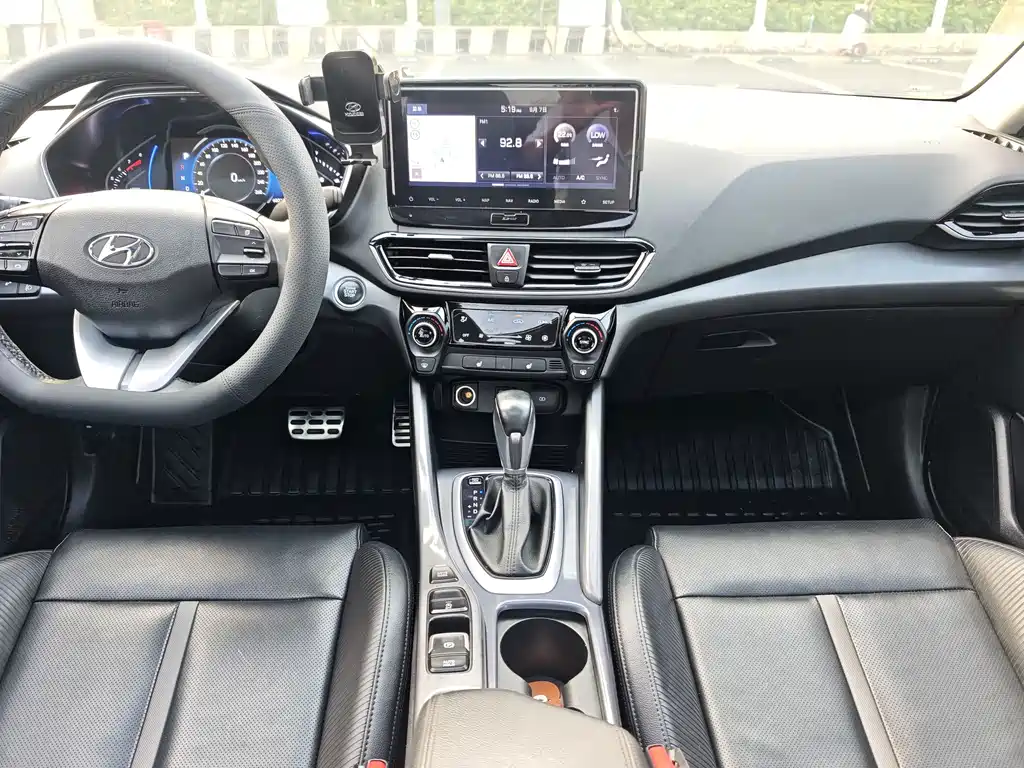 Hyundai Fista — миниатюра 8