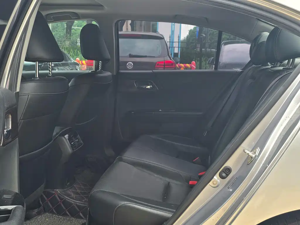 Honda Accord — миниатюра 6
