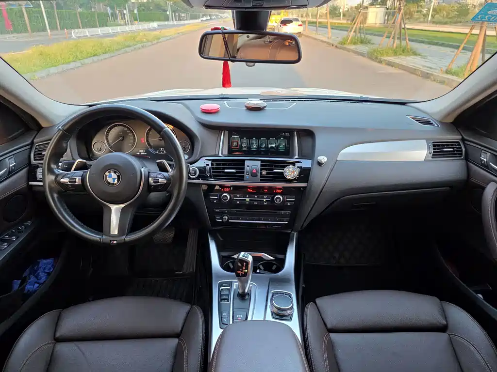 BMW X4 — миниатюра 12