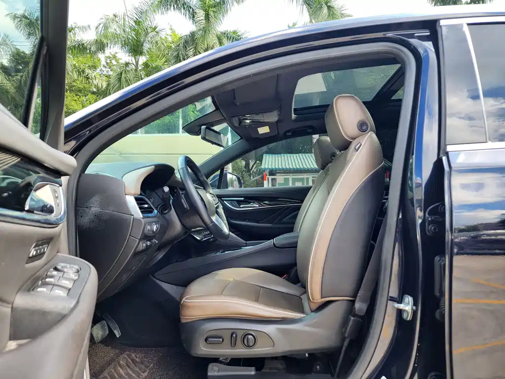 Buick Enclave — миниатюра 9