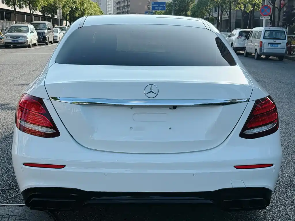 Mercedes-Benz E-Class E 2018 E 200 L Sport
