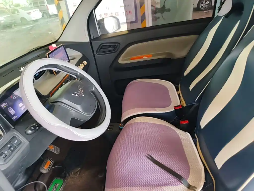 Wuling MINIEV — миниатюра 15