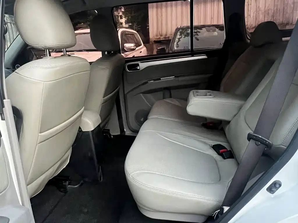 Mitsubishi Pajero Sport — миниатюра 4