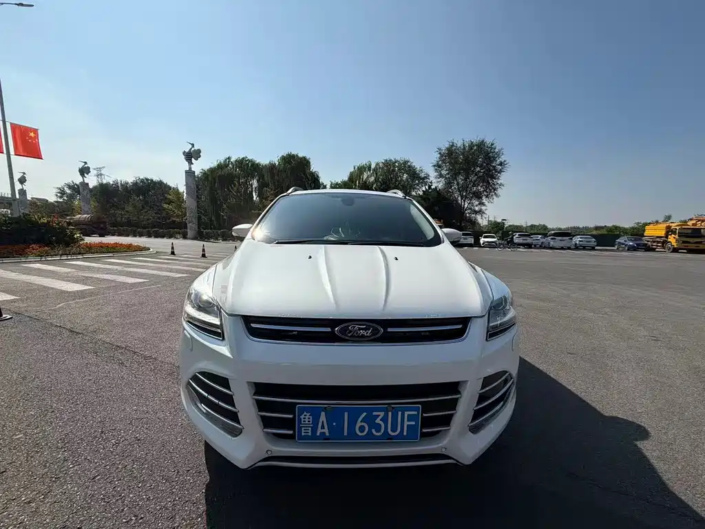 Ford Kuga — миниатюра 2