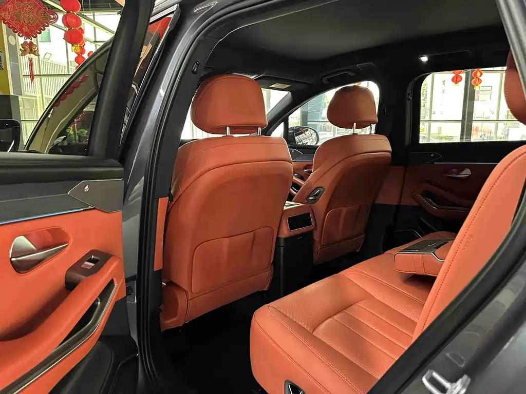 BYD Tang L - фото 7