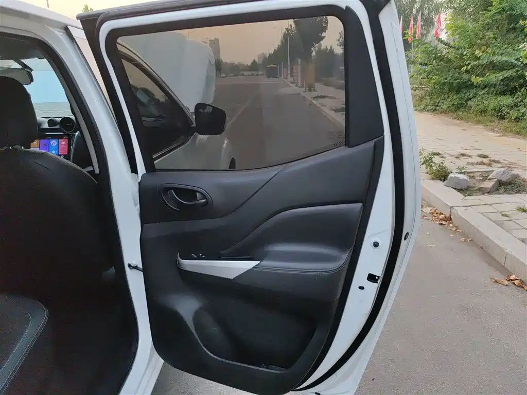 Dongfeng Rich 6 — миниатюра 17