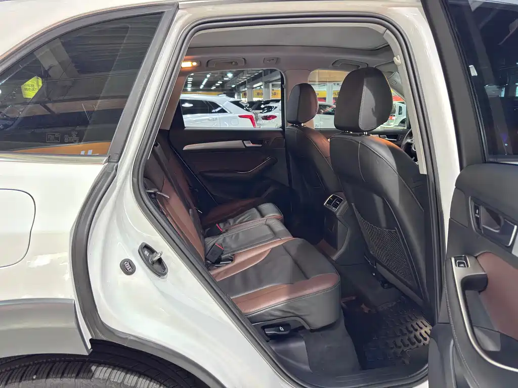 Audi Q5 — миниатюра 10