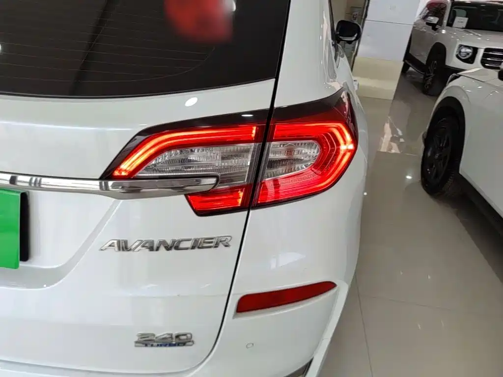 Honda Avancier — миниатюра 8