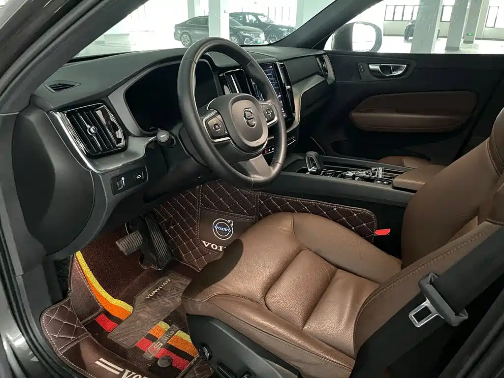 Volvo XC60 — миниатюра 7