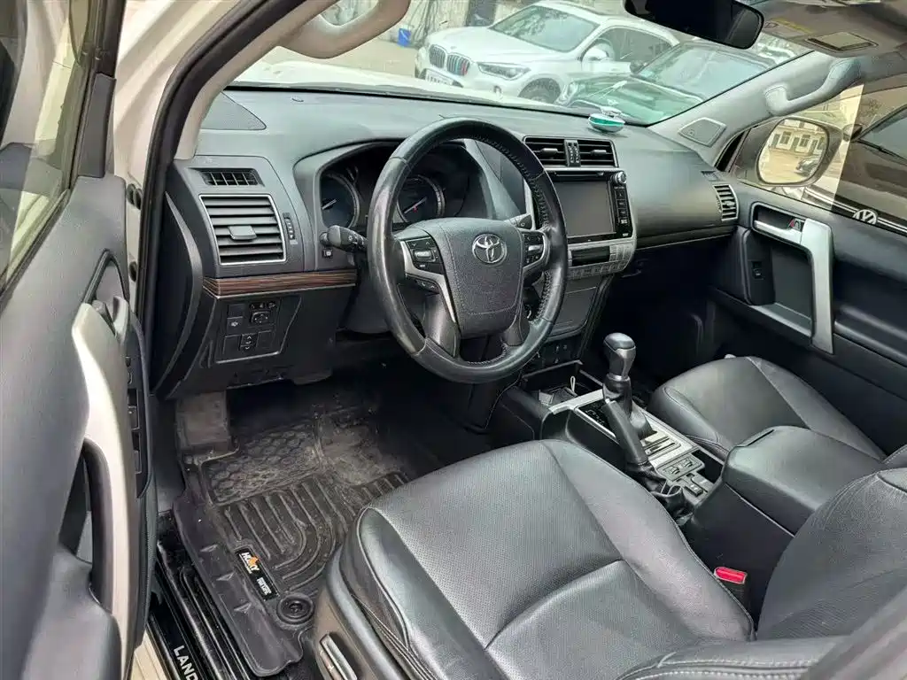 Toyota Land Cruiser Prado 2019 4.0L AT