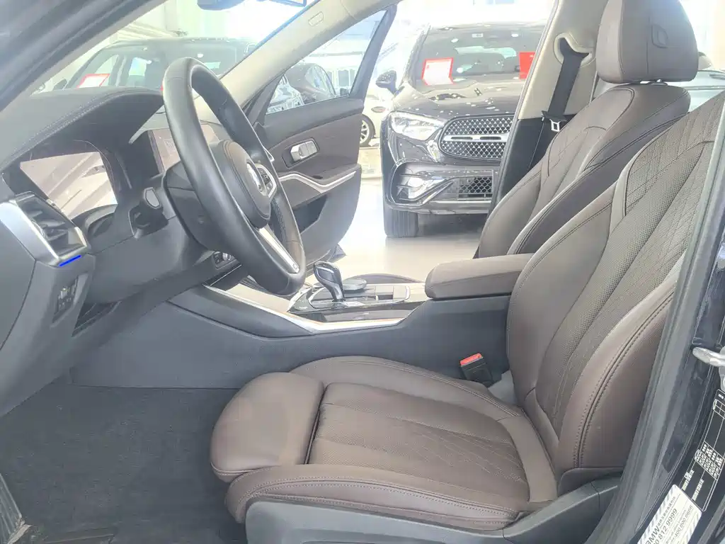 BMW 3 Series — миниатюра 8