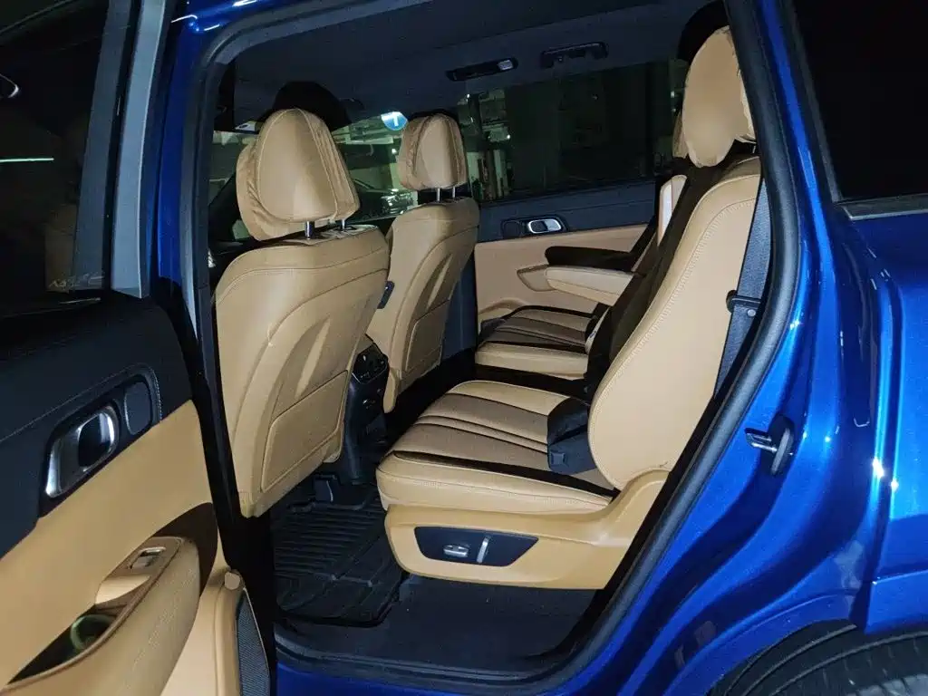 Li Auto Li ONE — миниатюра 18