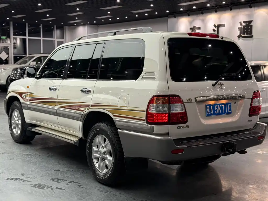 Toyota Land Cruiser — миниатюра 12