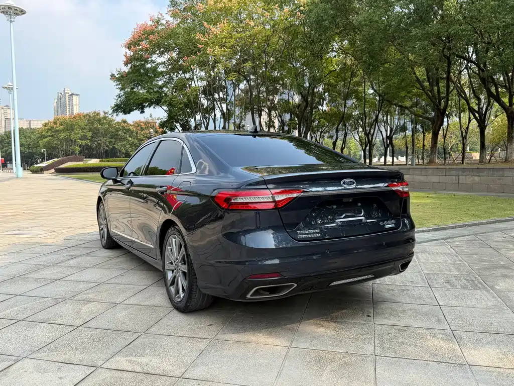 Ford Taurus — миниатюра 14