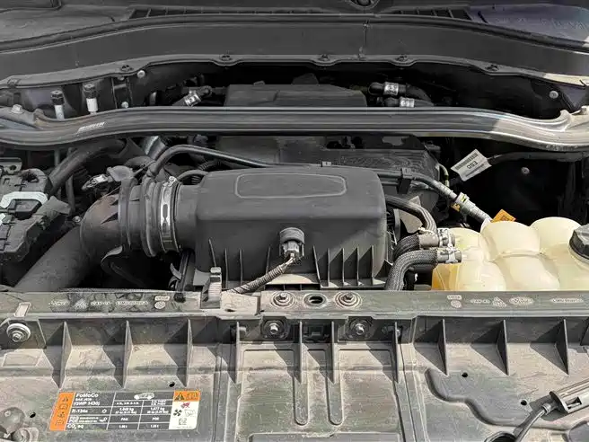 Ford Explorer — миниатюра 24