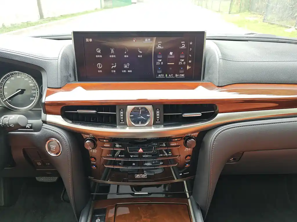 Lexus LX — фотографии объявления, Фото 13