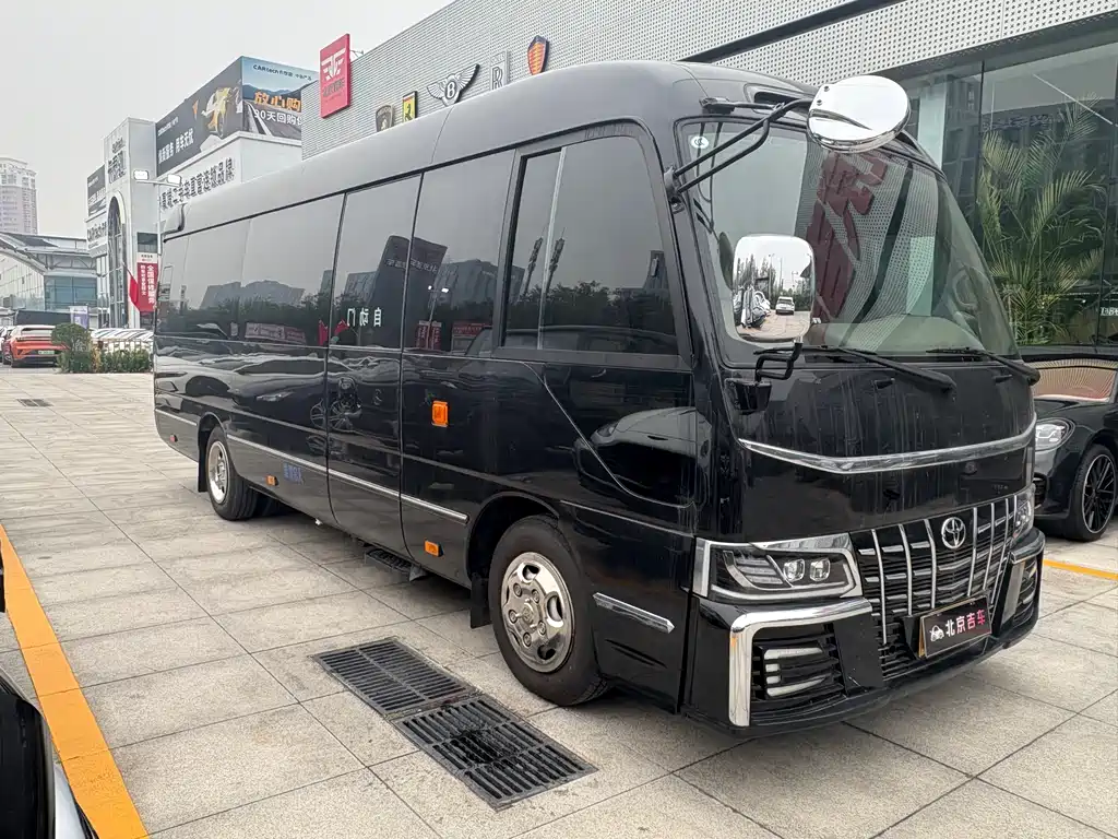Toyota Coaster 2024 4.0L MT