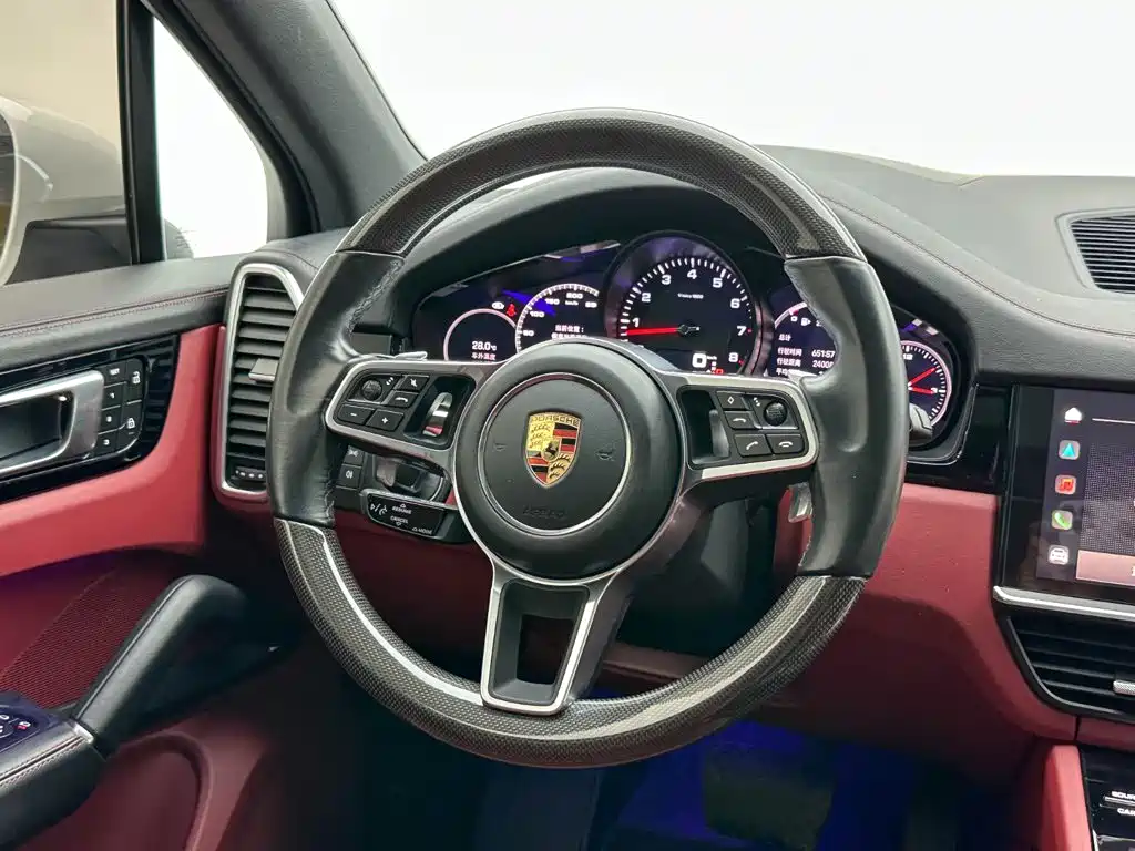 Porsche Cayenne — миниатюра 21
