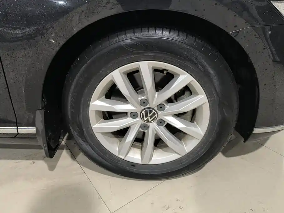 Volkswagen Magotan — миниатюра 6