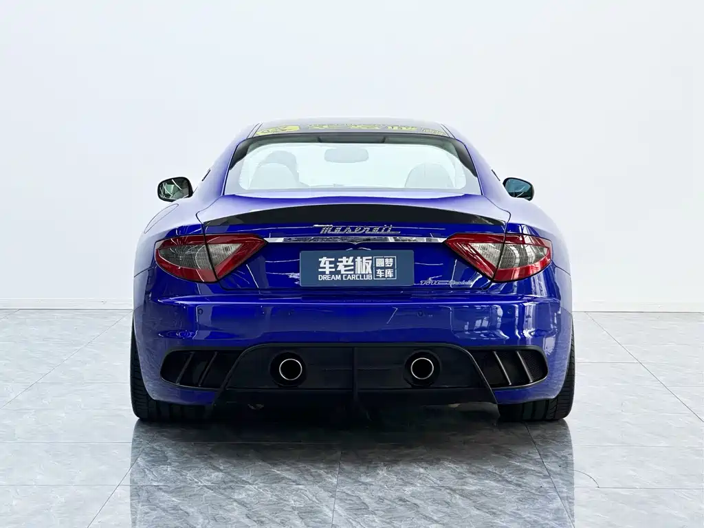 Maserati GranTurismo — миниатюра 5