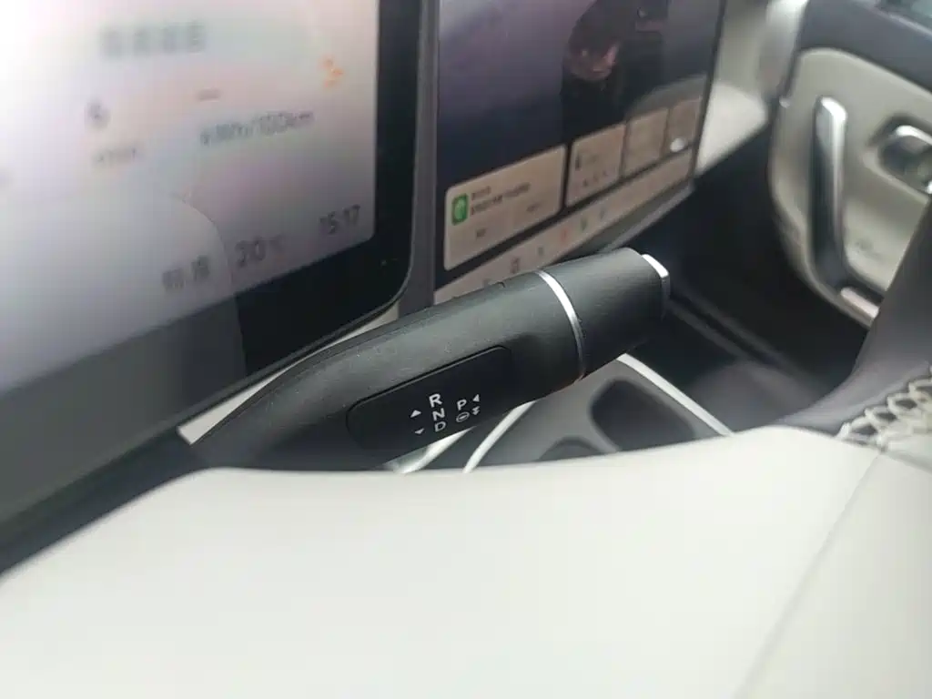 Leapmotor Leapmotor B01 — миниатюра 14